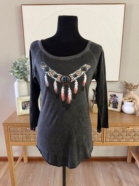 Prince Peter Collection Black Long-Sleeve Top with Feather Bead Graphic Size M